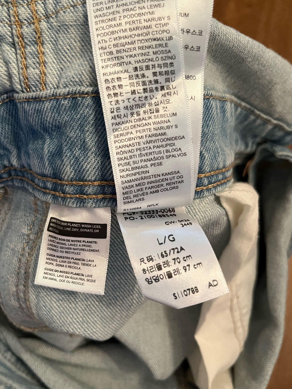 NWT Levi’s Vintage Cuffed Overall Shorts - Picture 9 of 13